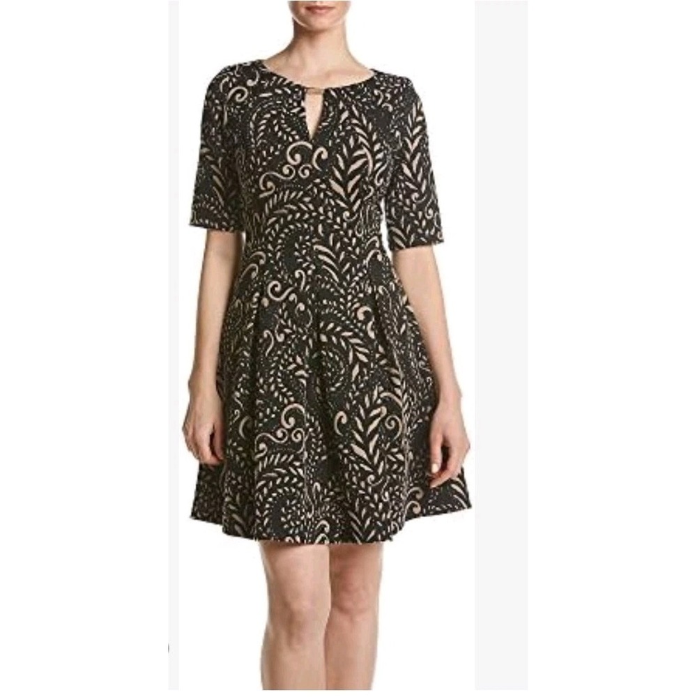 GABBY SKYE Fit and Flare Dress  Leaf Scroll‎ Short Sleeve Keyhole whimsygoth